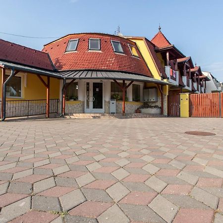 Margareta Apartman Es Ueduelohaz Bogács المظهر الخارجي الصورة